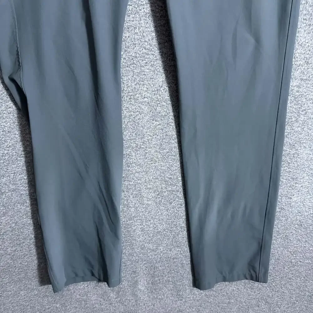 Under Armour Men's Size 36/34 Gray 4 Way Stretch Performance Golf Pants